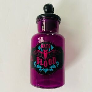 Target | Bats Decorative Halloween Glass Bottle GUC Skull